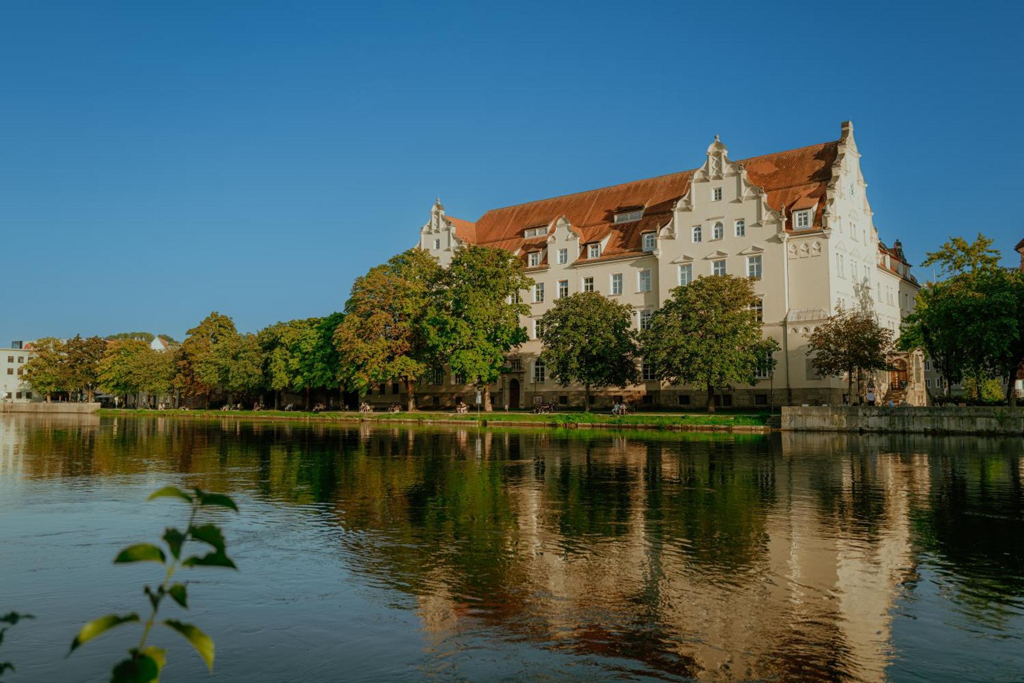 Hotel Amalia - Boutique Hotel Ландсхут Екстериор снимка